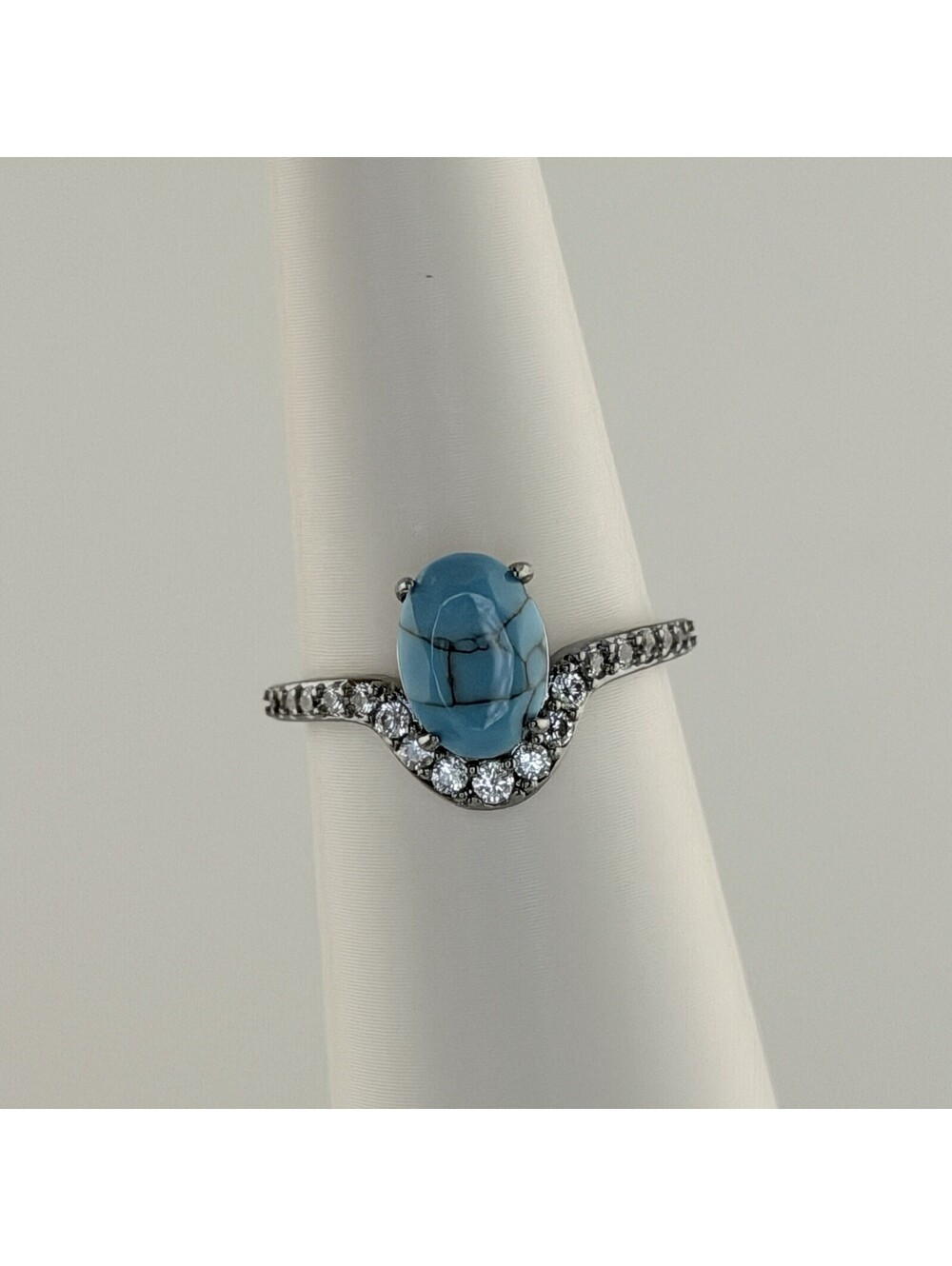 Bomb Party Ring Sz 8 "Halo, I’m Here To Shine" Turquoise on Hematite RG55777
